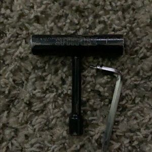 A skate tool